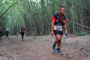 BIB: 3802
                            <button type="button" onclick="openModal(4118523)" class="btn btn-primary btn-sm float-right btn-popup" data-toggle="modal" data-target=".modal-high-quality">
                        <i class="fas fa-shopping-cart"></i> Add to Cart
                    </button>
                                            <button type="button" onclick="isThisMe(4118523, true)" class="btn btn-success btn-sm float-right btn-popup btn-isme hidden" data-toggle="tooltip" data-placement="bottom" title="นี่คือรูปของคุณใช่ไหม คลิกที่นี่เพื่อเอาเข้าอัลบั้ม">
                        <i class="fas fa-plus"></i> Add to album
                    </button>
                    <button type="button" onclick="isThisMe(4118523, false)" class="btn btn-warning btn-sm float-right btn-popup btn-isnotme hidden">
                        <i class="fas fa-ban"></i> Remove from album
                    </button>